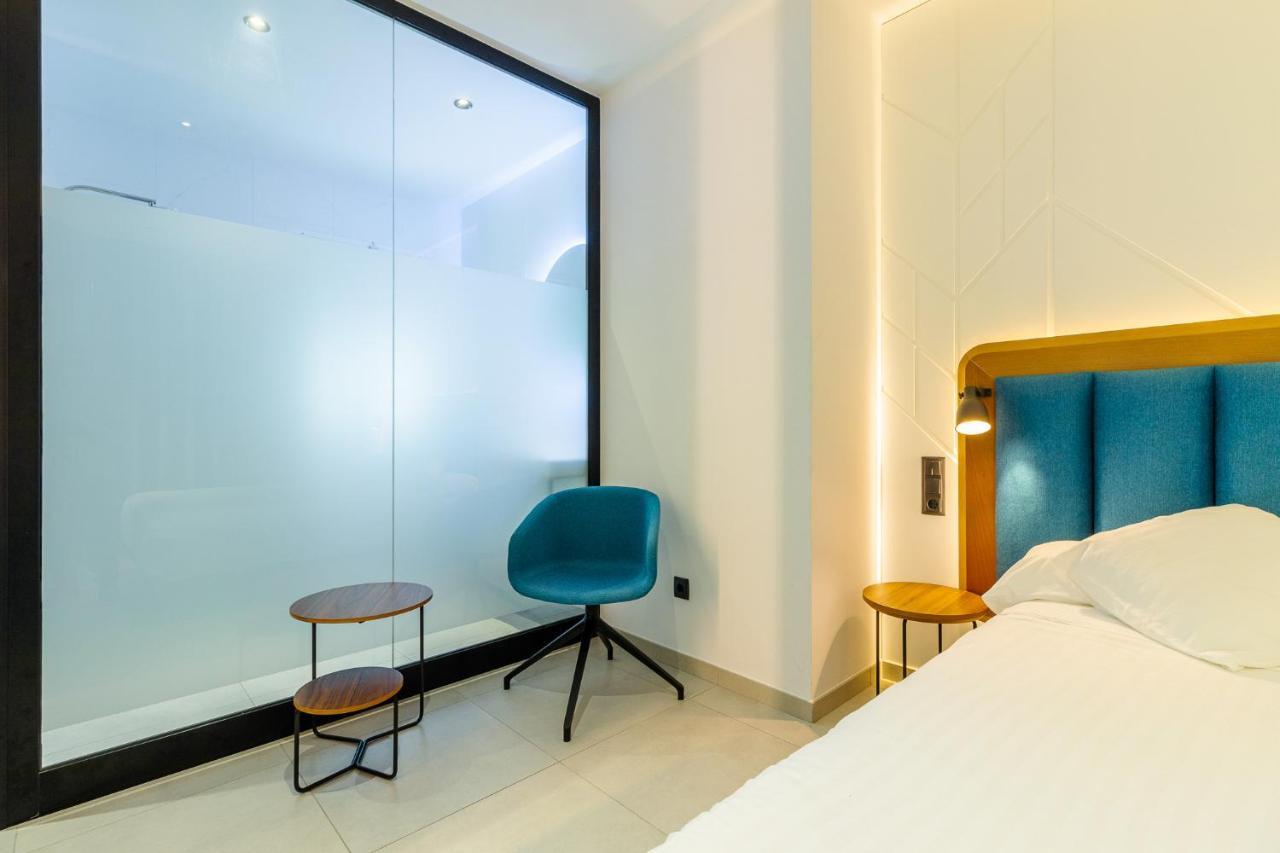 Flatguest Roomtiques Private Rooms Las Palmas de Gran Canaria Exterior photo